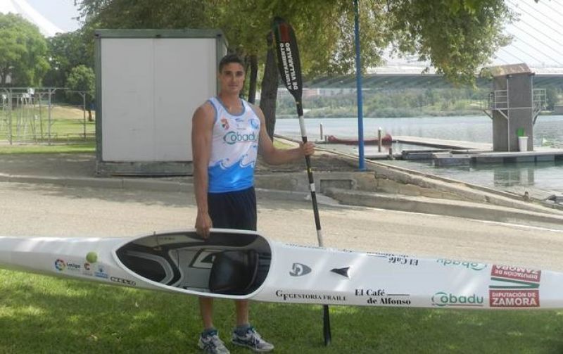 El palista Daniel Abad, representante español de la distancia corta en K1 en el Mundial de Pista Sub-23