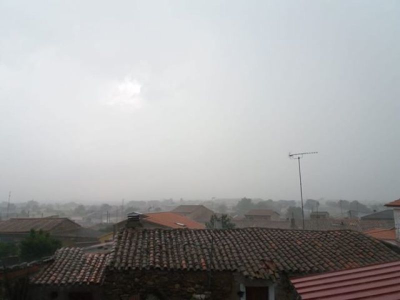 Una gran tormenta de lluvia y granizo podría haber dado al traste con una de las mejores cosechas de la década en Fresno de Sayago