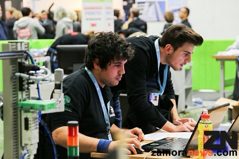 Mas de dos millones y medio de euros para fomentar la compra de equipamiento científico en las cuatro Universidades de Castilla y León