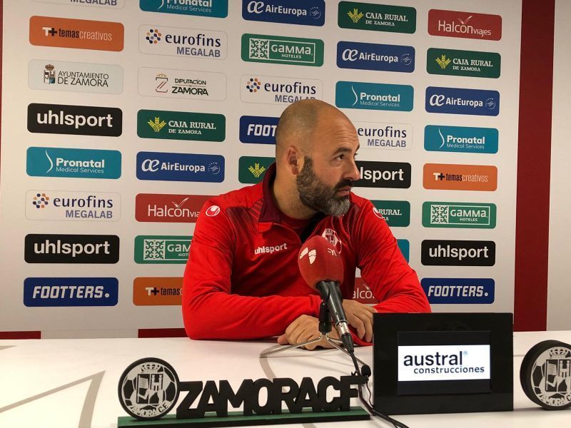Movilla: "El Coruxo mostró en la ida una superioridad manifiesta en el juego"