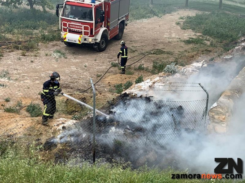 Incendio en las cercanías de la Central Lechera GAZA