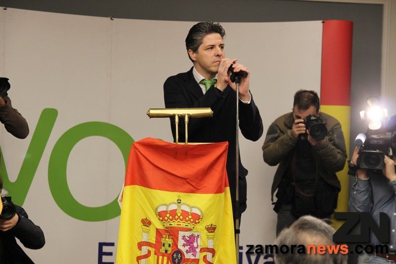 Vox ante la sugerencia del PP para que el partido no se presente en Zamora, califica la actitud de "derechita cobarde"