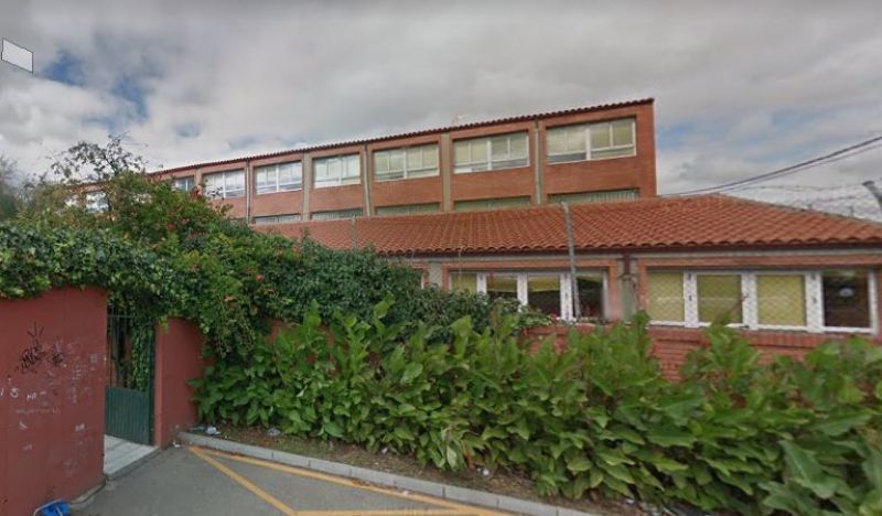 Una madre denuncia un posible exceso de castigos a su hijo tras una pelea en el bus escolar