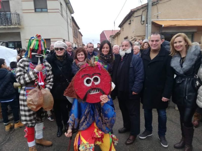 El Magosto se celebró en Montamarta con los desfiles de mascaradas y la degustación de 200 kg aproximadamente de castañas