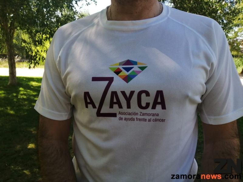 AZAYCA reanuda el ejercicio terapéutico presencial con el fisio David Rivera y las mascarillas de Ángel Iglesias