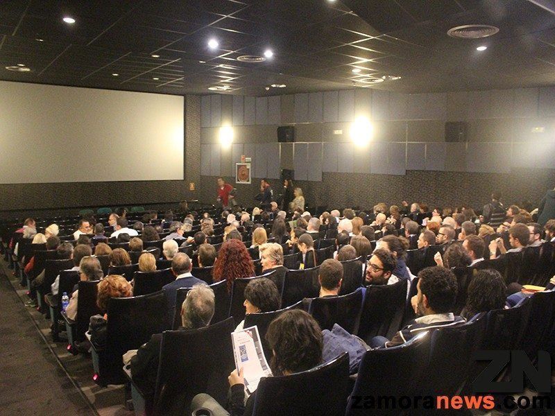 Konsak Producciones y Multicines Zamora te invitan este viernes al cine para disfrutar de tres cortos producidos, dirigidos y protagonizados por zamoranos