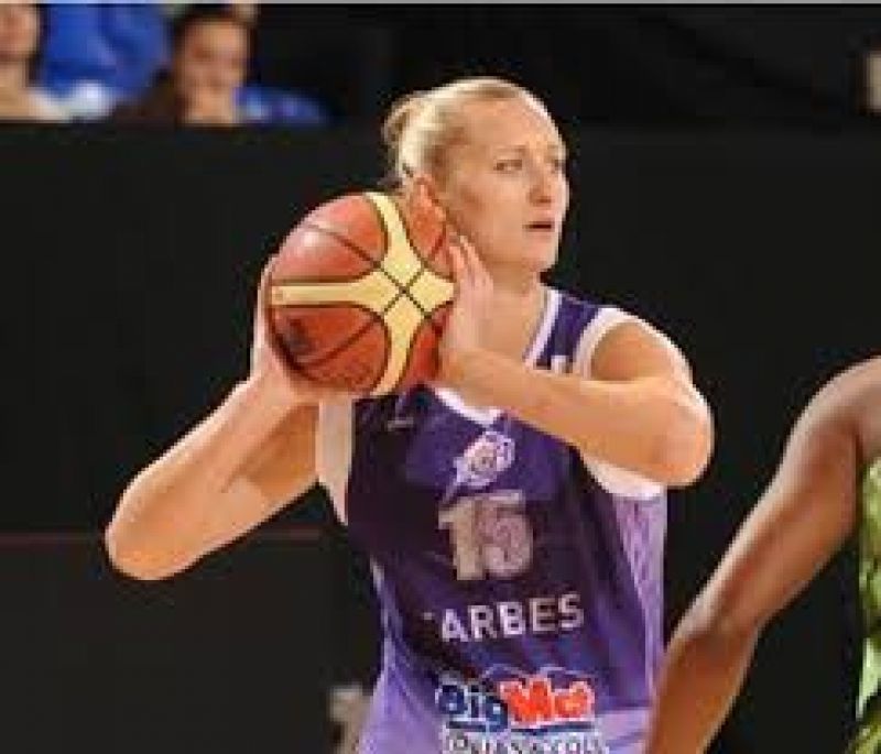 La pívot ucraniana Valeriya Berezhynska, nueva jugadora del CD Zamarat
