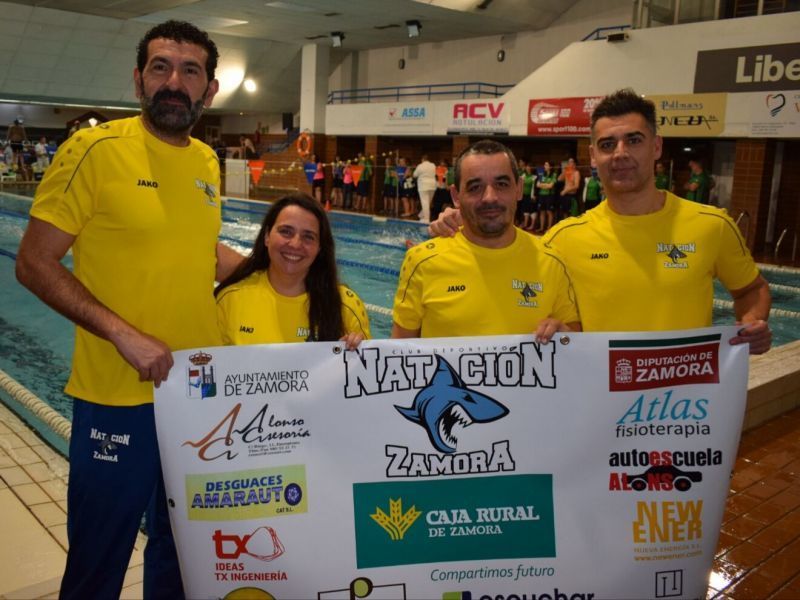 Cuatro oros, dos platas y un bronce para el Club Natación Zamora en el IV Open Villa de Mieres