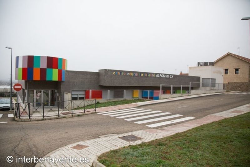 El Ayto de Benavente informa que se ha cerrado esta mañana un aula de la escuela infantil 'Alfonso IX'