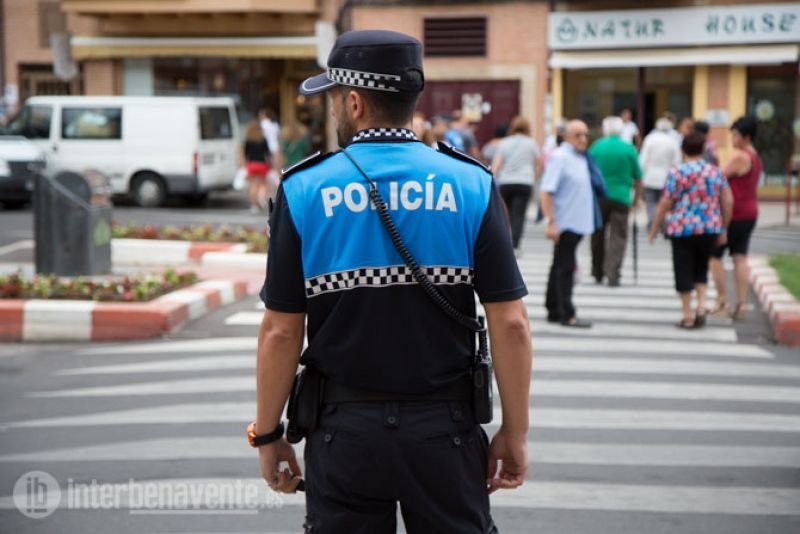 Denunciados por la Policía Local tras visitar a unos familiares e incumplir el confinamiento perimetral