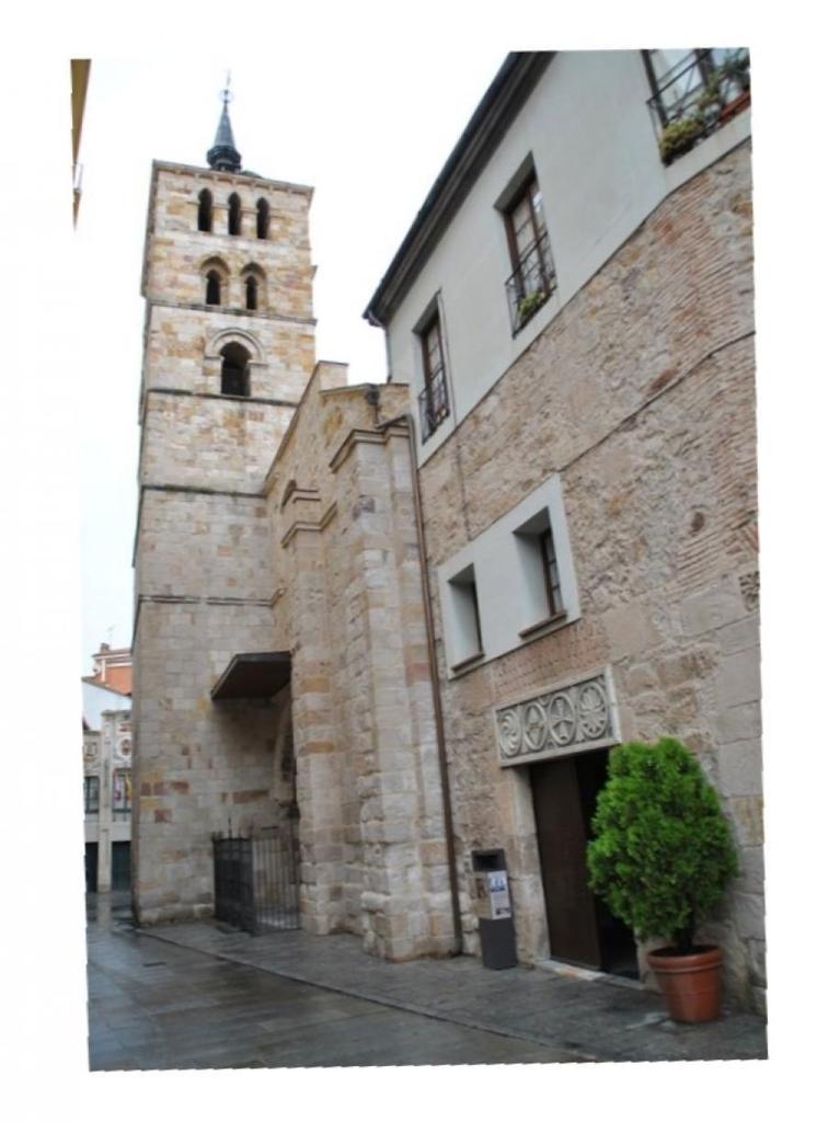 La Iglesia de San Vicente acogerá uno de los dos conciertos benéficos