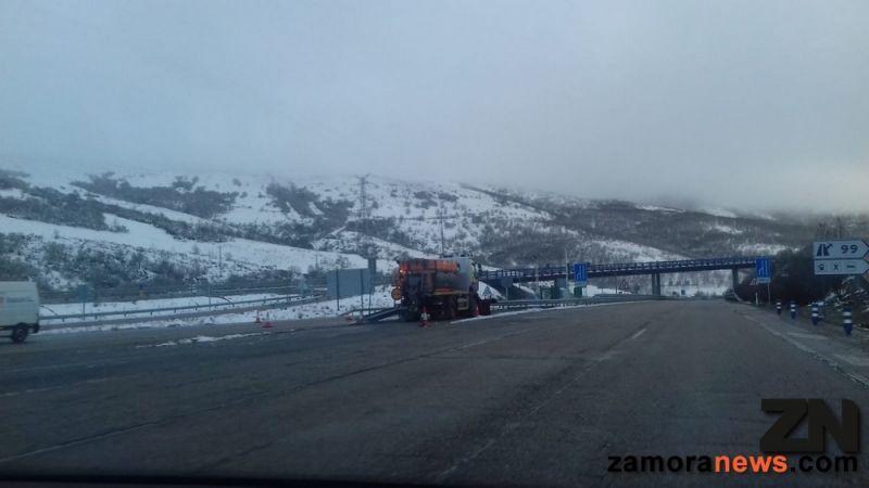 Nubes, tiempo adverso y nevadas por encima de 800 metros en Sanabria