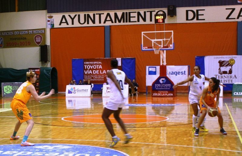 Alimentos de Zamora afronta la primera final