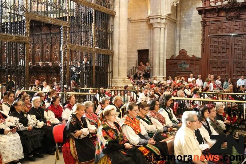 Lunes de Fiestas de San Pedro, hoy es San Juan día de Folclore y de Misa tradicional zamorana