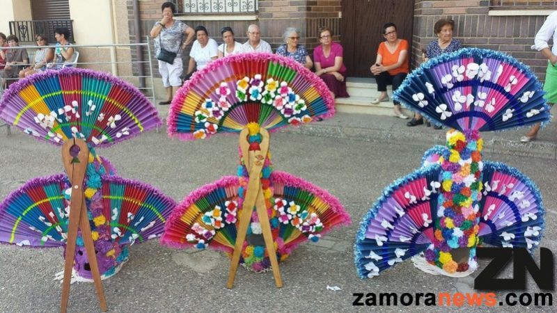 Festival de Folklore Villa de Carbajales.