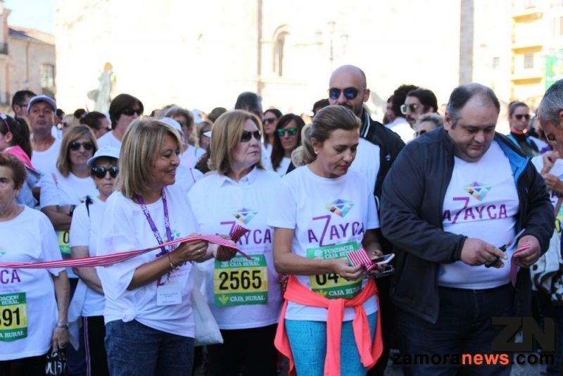 Más de un millar de zamoranos se unen para junto con la Congregación y AZAYCA hacer el camino solidario contra el cáncer que hacen los cofrades de las 5 de la mañana