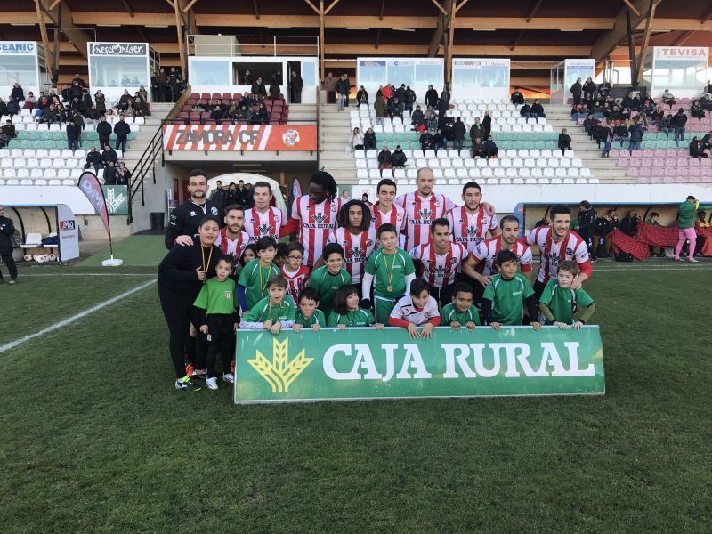 El Zamora CF cierra una victoria agónica ( 2-1) en el minuto 94