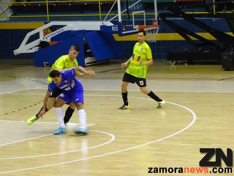 El FSala Zamora remonta un partido que se pudo complicar y mucho pero del que salieron airosos tras una segunda parte de libro 4-2