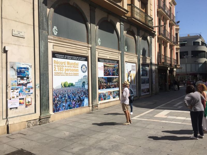 Los escaparates de García Casado se llenan de Magia