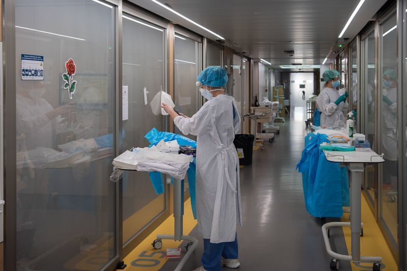 España suma 19.851 nuevos casos y 231 fallecidos