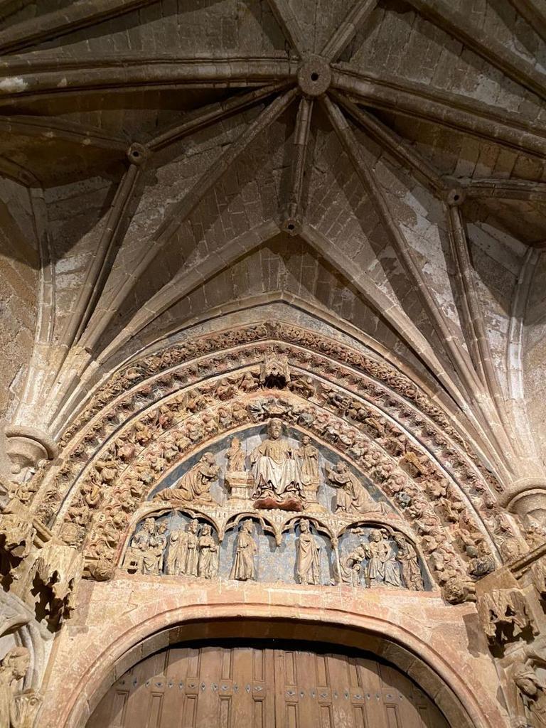 El Patronato de Turismo colabora en la apertura de la iglesia de Santa María La Real de la Hiniesta