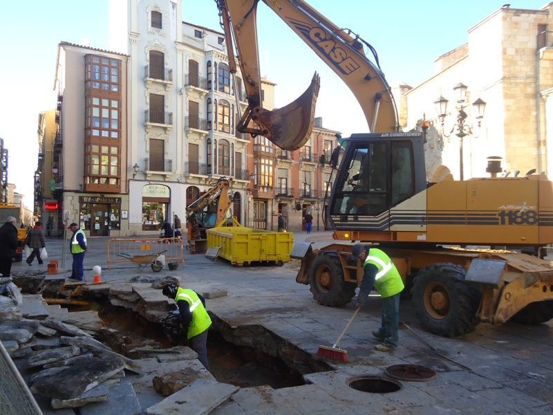 Obras en la Plaza Mayor.