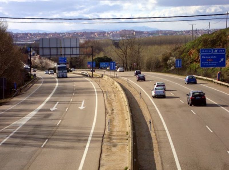 Fomento inicia las obras para la reposición del paso superior de la autovía A-6 y su vía colectora en Castrogonzalo