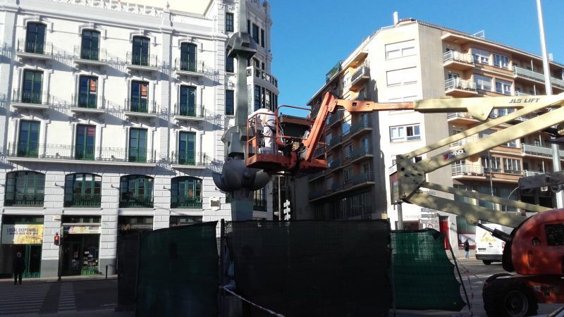 La Farola se lava la cara