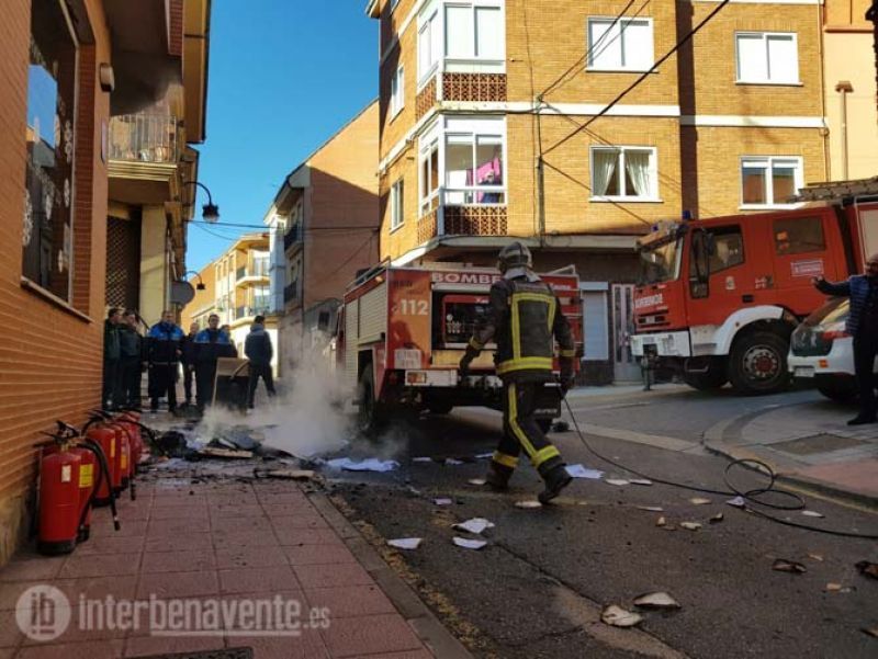 Incendio en una tienda de informática en Benavente