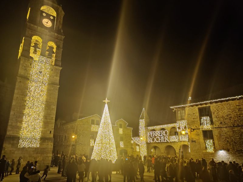 Puebla de Sanabria abre la puerta a los visitantes y pone la Luz de la provincia en las deseadas Campanadas de fin de año 2020