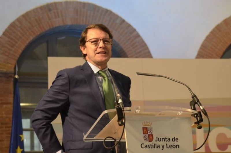 Fernández Mañueco anuncia para antes de final de año una rebaja media del 15% en el precio del suelo industrial de la Junta