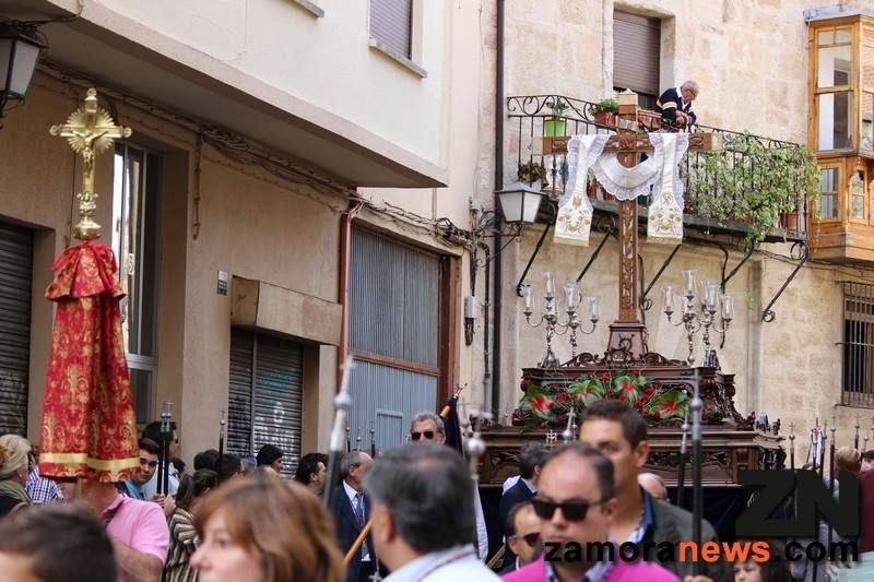 La Exaltación de la Cruz recorre hoy las calles