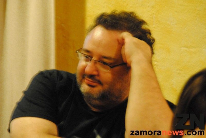 Fallece Juan de Mena ex-entrenador y cofundador del CD Zamarat, el baloncesto zamorano está de luto