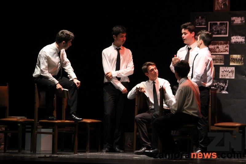El grupo Atrezzo Teatro recupera obras para emitirlas en su Facebook y amenizar la cuarentena