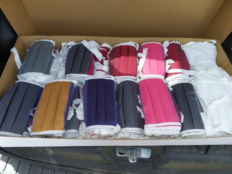 Los cazadores del CD Valcuevo donan mascarillas para Sayago