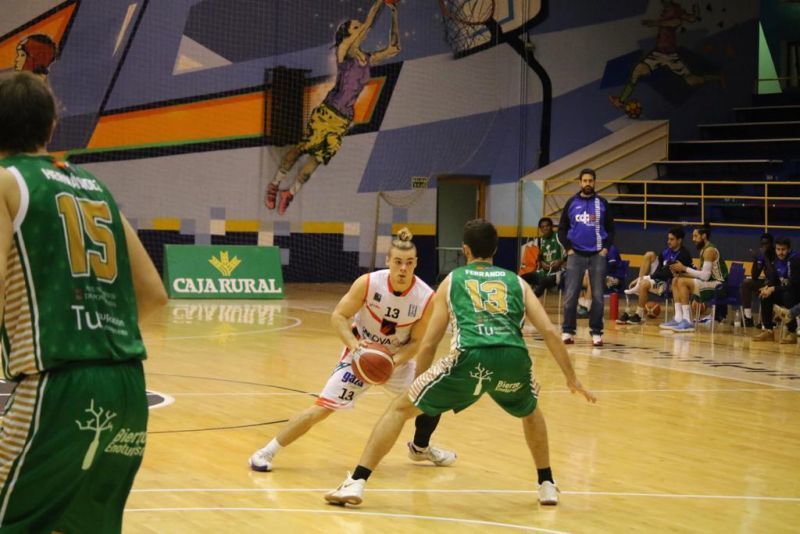 El Innova Chef recibe mañana a UDEA Algeciras con sus dos nuevos fichajes