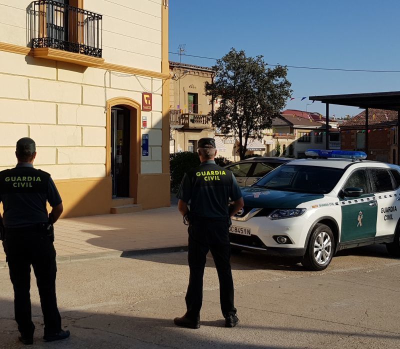 La Guardia Civil investiga a cuatro personas como supuestos autores de dos delitos de robo con fuerza en Corrales del Vino