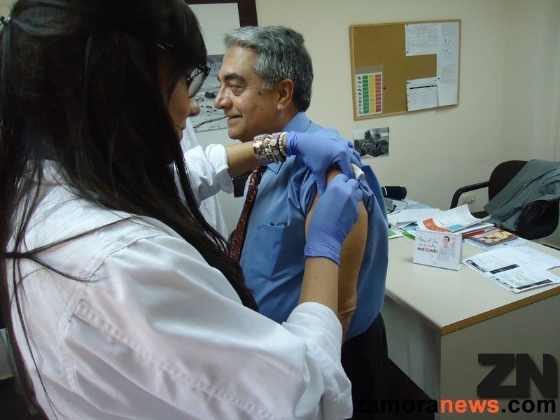 Casi la mitad de la población mayor de 65 años de la Comunidad ya se ha vacunado frente a la gripe