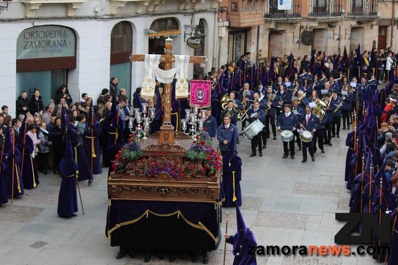 La lluvia da una tregua a la Vera Cruz, que acorta su itinerario