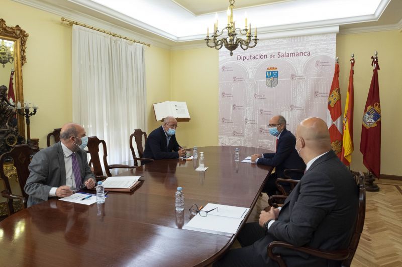 La Junta continúa adelante con su propuesta de flexibilización de la ordenación territorial