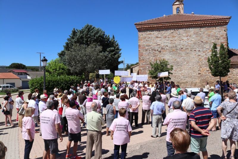 La Asociación Pueblos Unidos de la comarca de Tábara busca la paralización de dos proyectos de granjas porcinas en Pozuelo y Faramontanos