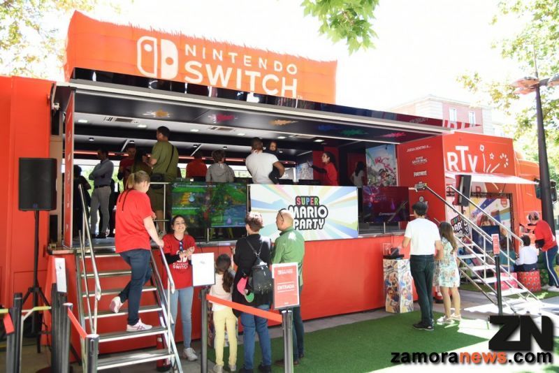 ¿Te vienes a jugar a la Marina? ayer llegó #SwitchPartyTour