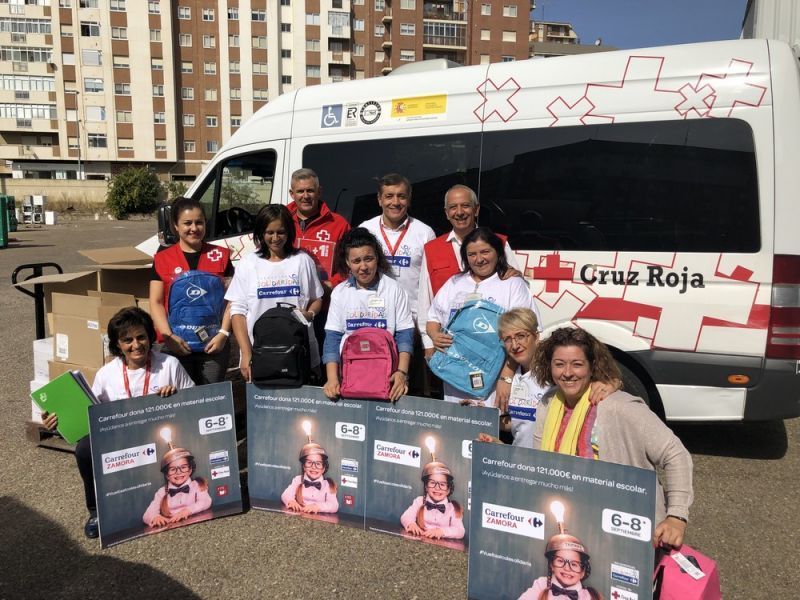 La Vuelta al cole solidaria de Carrefour todo un éxito
