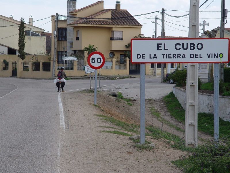Asunción Martín, alcaldesa del Cubo del Vino, denuncia la situación sobre la falta de recepción de la señal televisiva