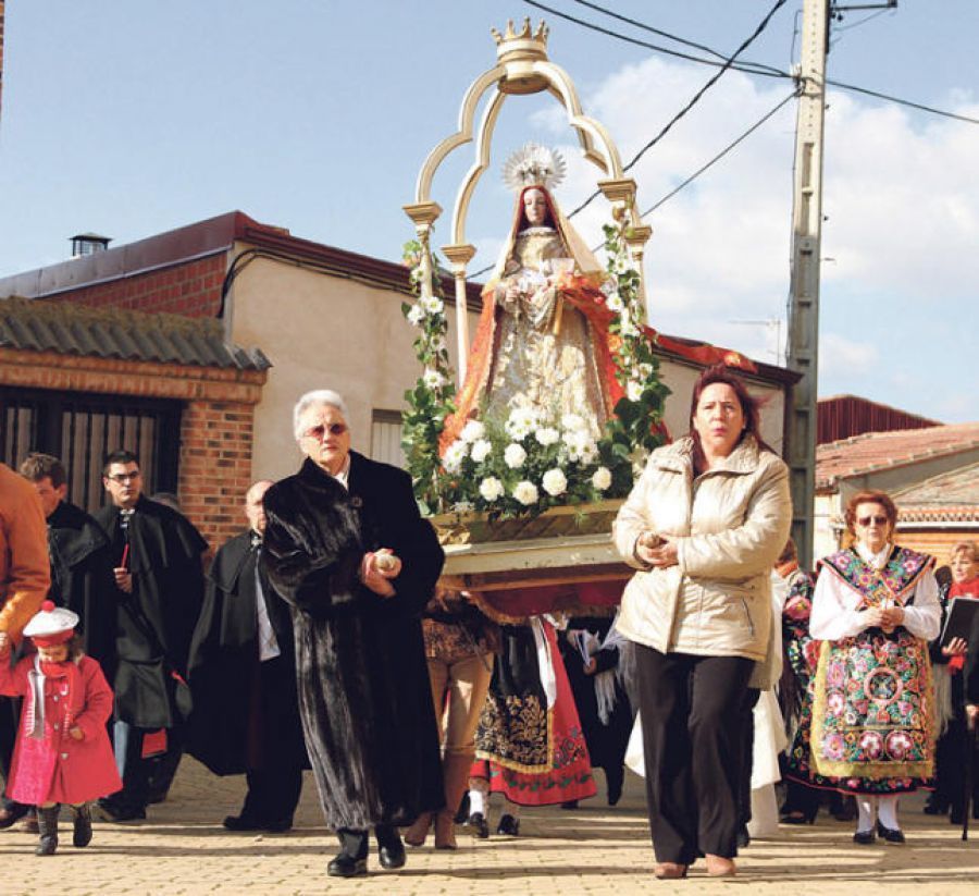 Procesión de Villalba de la Lampreana.