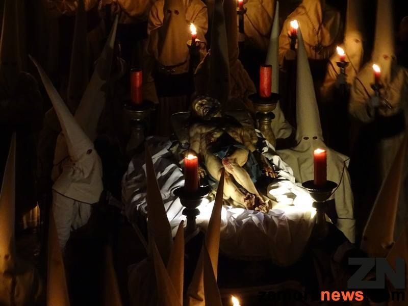 Procesión de Jesús Yacente