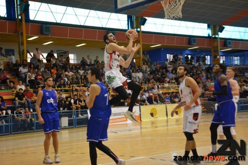 El Innova Chef jugará ese sábado en Burgos contra el recién descendido Autocid la final de la COPA CYL de LEB Plata