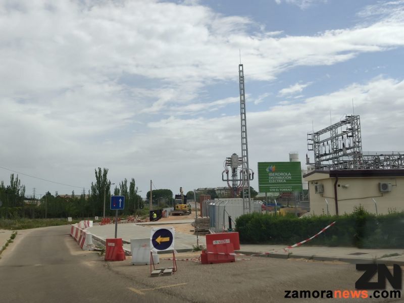 Comienzan las obras de ampliación del camino de Las Llamas