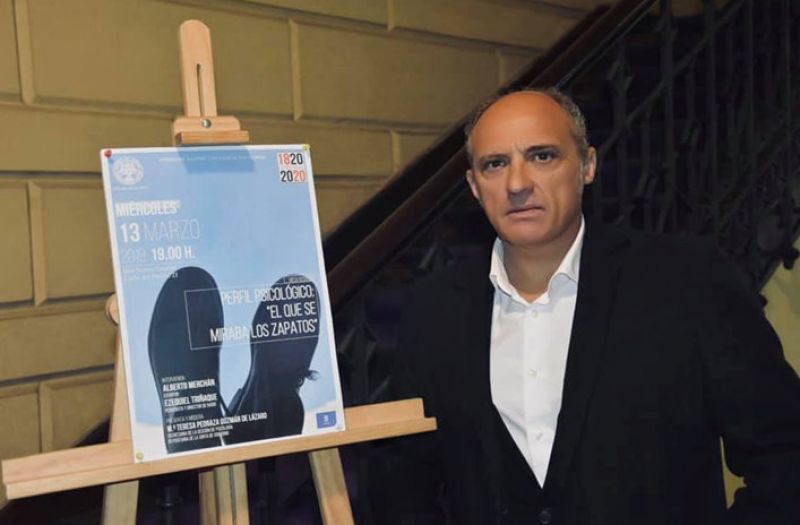 El escritor zamorano Alberto Merchán, imparte una conferencia en el ateneo de Madrid