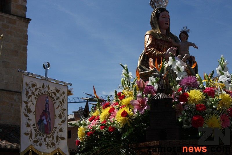 La Virgen de la Guía sale en procesión